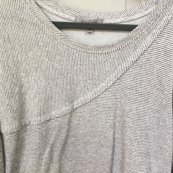 Grey & Gray Striped Cropped Sweatshirt - Picture 4 of 14